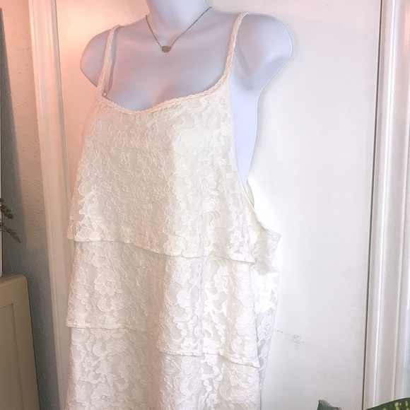 Cato Women’s Lace Tiered Camisole Size 26/28W - Picture 6 of 12